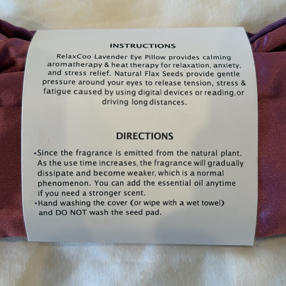 NWT RelaxCoo Lavender Eye Pillow for Relaxation. - Picture 3 of 4
